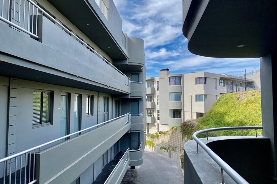To Let 2 Bedroom Property for Rent in Island View Western Cape